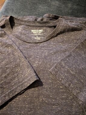 Mossimo Women's Grey  Short-Sleeve Tee